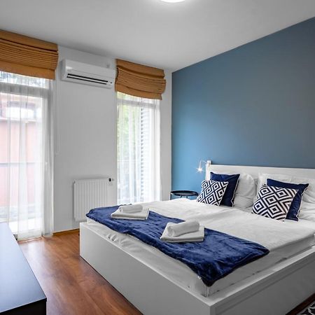 Mf Villa Azur Wellness Apartment Siófok Eksteriør bilde