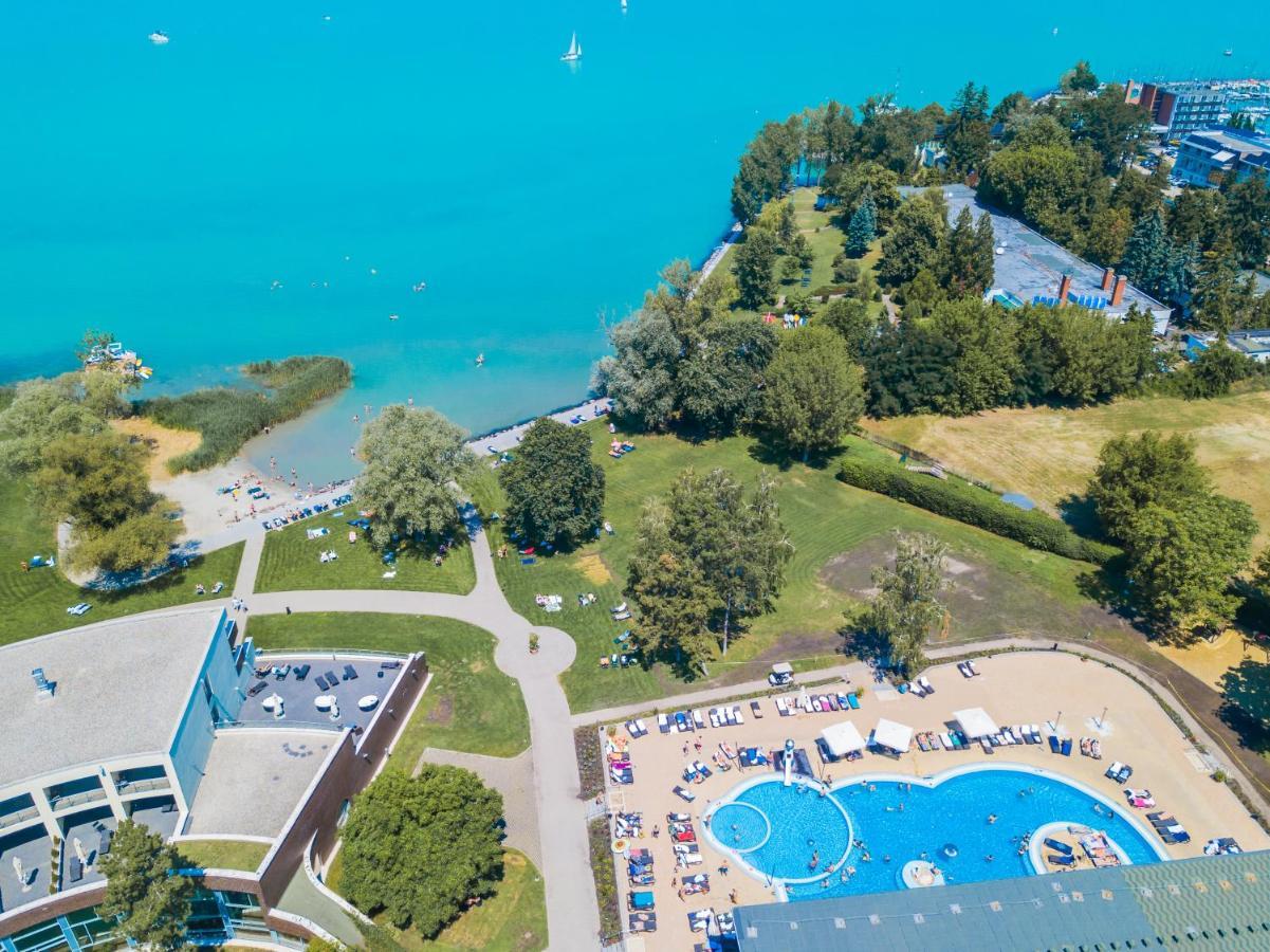 Mf Villa Azur Wellness Apartment Siófok Eksteriør bilde