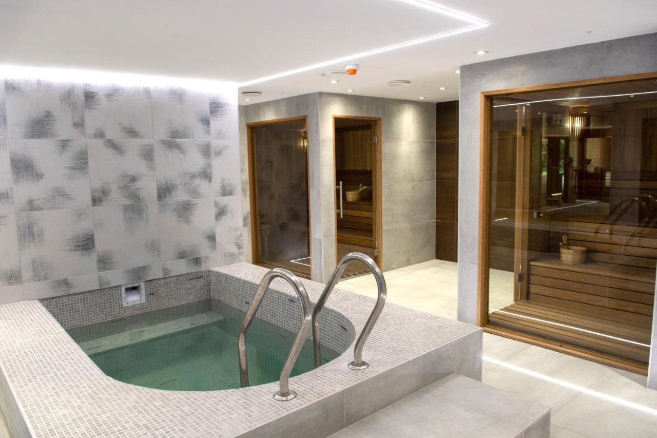 Mf Villa Azur Wellness Apartment Siófok Eksteriør bilde